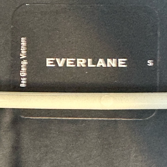 Everlane Black Weatherproof Renew Long Line Hoodie Puffer Coat, size Small - Picture 8 of 12